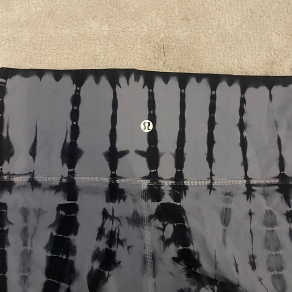 Lululemon full length leggings - Picture 2 of 4